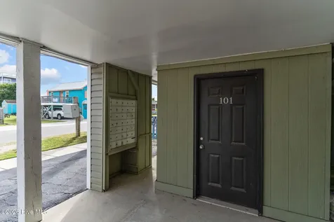 108 S Lake Park Boulevard Carolina Beach NC 28428