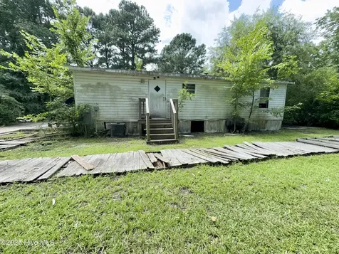 175 Union Hall Road Hertford NC 27944