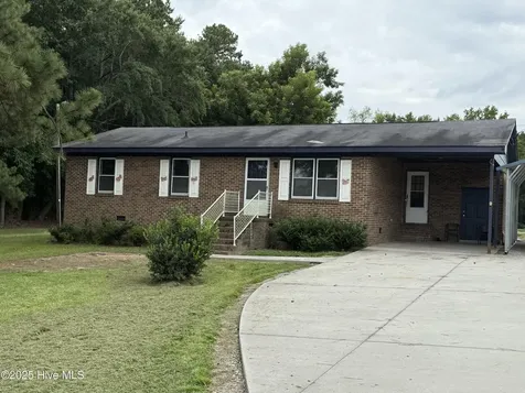6050 Bottoms Dairy Road Elm City NC 27822