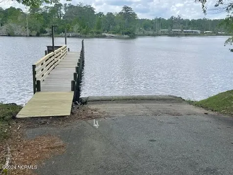 #20 Freshwater Drive Blounts Creek NC 27814