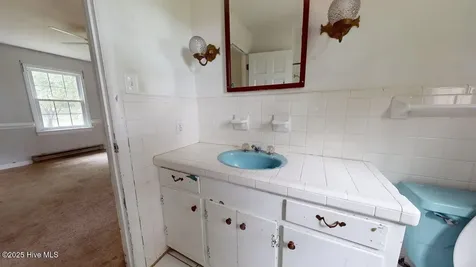41 Orchard Street Sunbury NC 27979