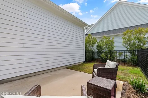 4906 Glen Garden Circle Leland NC 28451