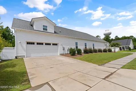 4906 Glen Garden Circle Leland NC 28451