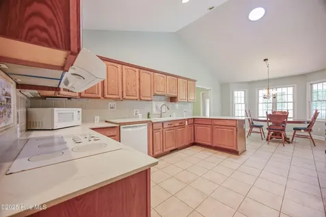 237 Riverbend Road Jacksonville NC 28540