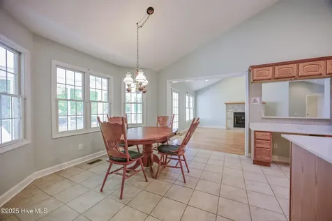 237 Riverbend Road Jacksonville NC 28540
