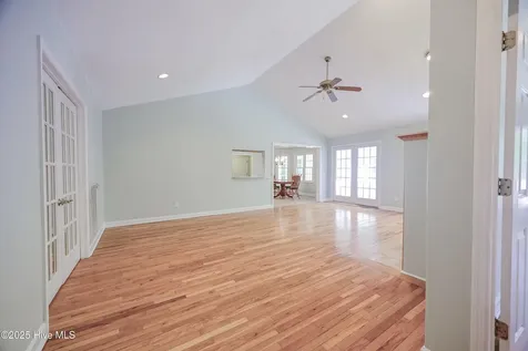 237 Riverbend Road Jacksonville NC 28540