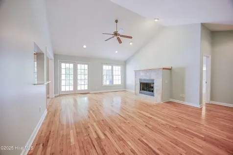 237 Riverbend Road Jacksonville NC 28540