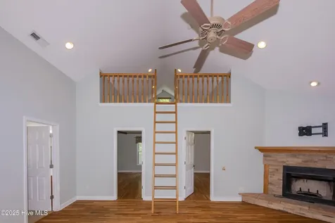 237 Riverbend Road Jacksonville NC 28540