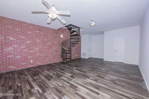 237 Riverbend Road Jacksonville NC 28540