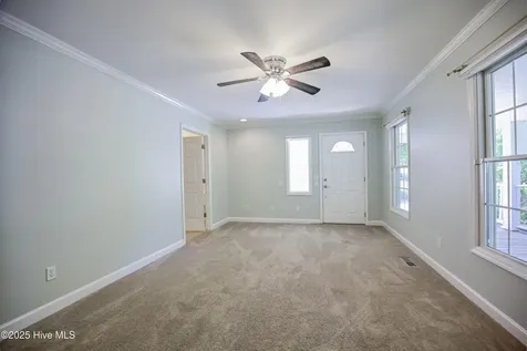 237 Riverbend Road Jacksonville NC 28540