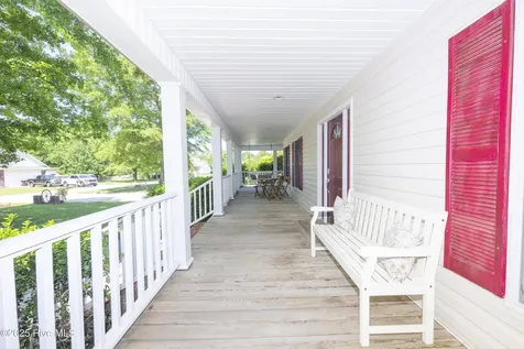 237 Riverbend Road Jacksonville NC 28540
