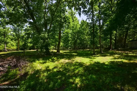 237 Riverbend Road Jacksonville NC 28540