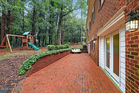 102 Cedar Lane Clinton NC 28328