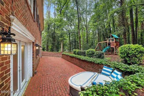 102 Cedar Lane Clinton NC 28328