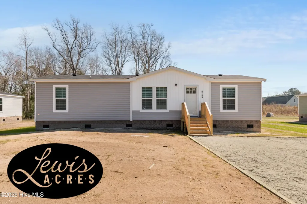 6745 Lewis Drive SE Winnabow NC 28479