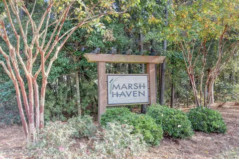 323 Landon Lane Sneads Ferry NC 28460