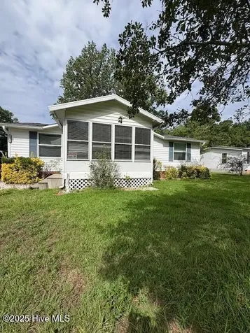 1554 Gate 2 SW Ocean Isle Beach NC 28469