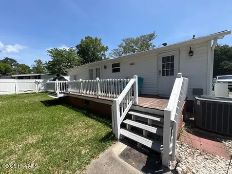 1554 Gate 2 SW Ocean Isle Beach NC 28469