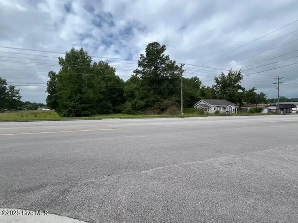 4275 Gum Branch Road Jacksonville NC 28540