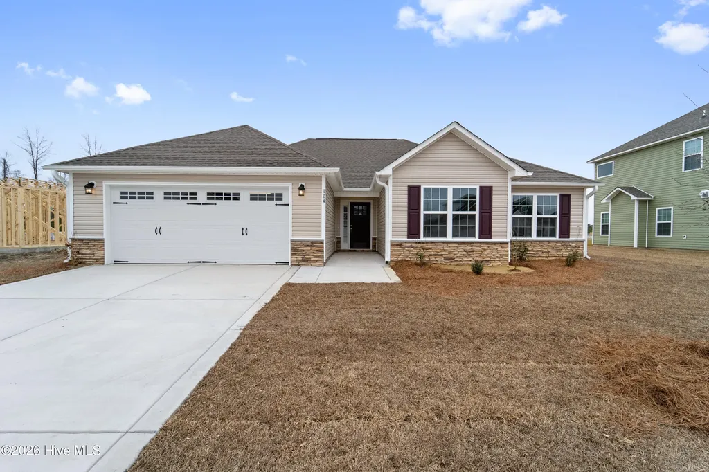 104 Sanctuary Street Jacksonville NC 28546