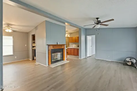 1461 Core Point Road Blounts Creek NC 27814