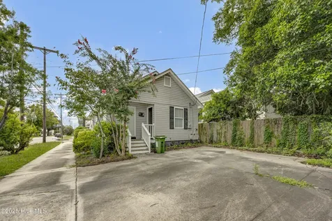 100 S 11th Street Wilmington NC 28401