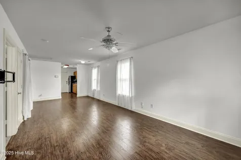 100 S 11th Street Wilmington NC 28401