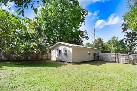706 Caswell Street Smithfield NC 27577