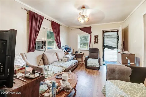 706 Caswell Street Smithfield NC 27577