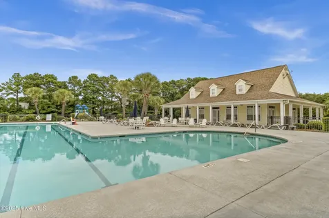 26 W Scarborough Court Hampstead NC 28443