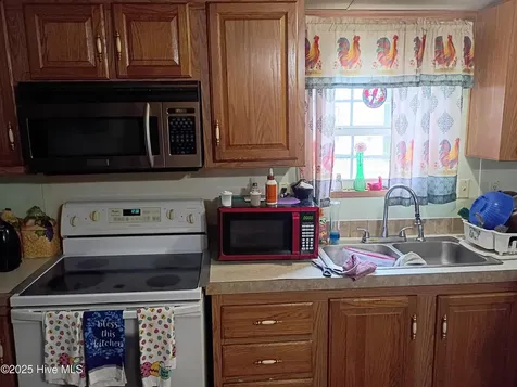 1268 Fred Powell Road Whiteville NC 28472