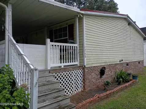 1268 Fred Powell Road Whiteville NC 28472