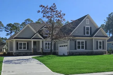 660 Breezewood Drive SE Bolivia NC 28422