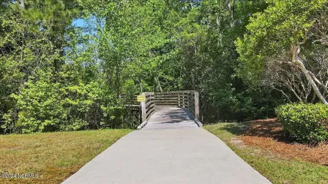660 Breezewood Drive SE Bolivia NC 28422