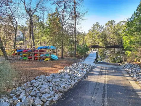 660 Breezewood Drive SE Bolivia NC 28422