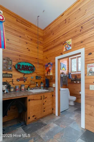 370 Bracken Hill Road Cameron NC 28326