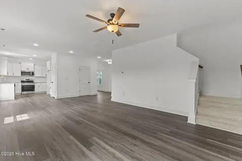 176 Peeler Circle Raeford NC 28376