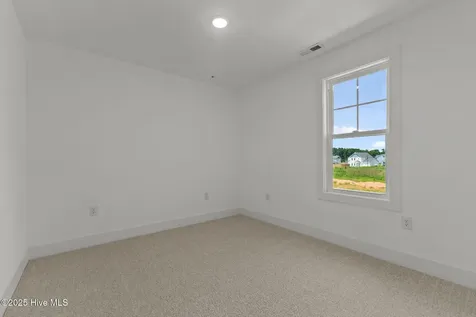 176 Peeler Circle Raeford NC 28376