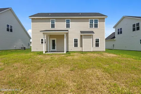 176 Peeler Circle Raeford NC 28376