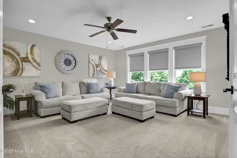 837 Bedminister Lane Wilmington NC 28405