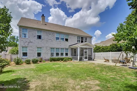 837 Bedminister Lane Wilmington NC 28405