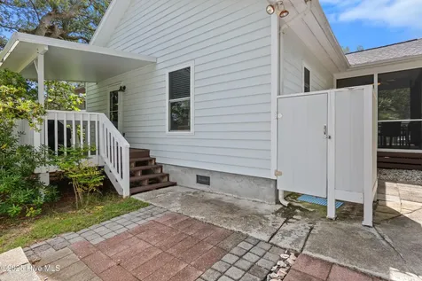 120 SE 2nd Street Oak Island NC 28465