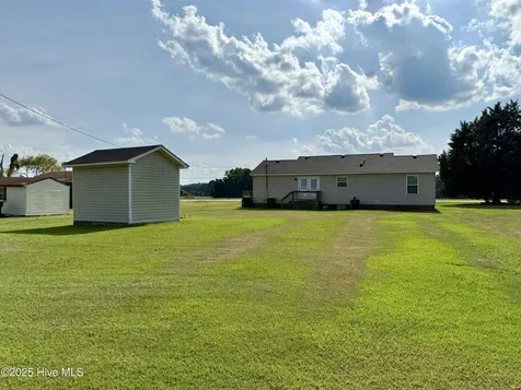 13839 Nc 125 Hamilton NC 27840