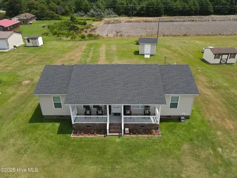13839 Nc 125 Hamilton NC 27840