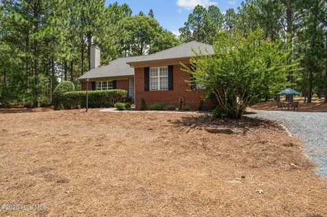 265 Longleaf Drive West End NC 27376