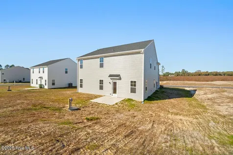 277 Ashley Heights Drive Aberdeen NC 28315