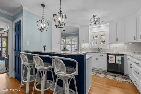 1207 Timber Trail Emerald Isle NC 28594