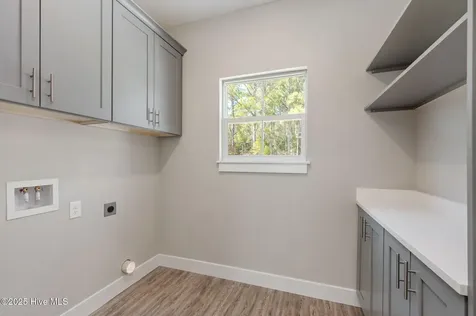 121-B Jarvis Landing Jarvisburg NC 27947