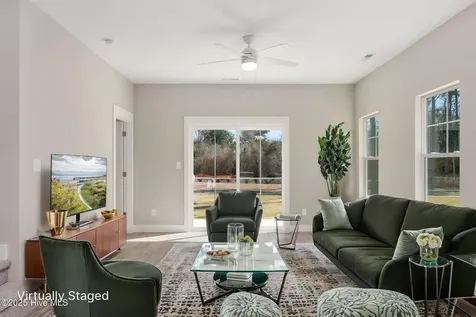 121-B Jarvis Landing Jarvisburg NC 27947