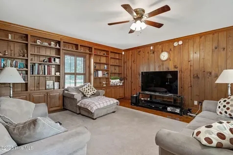 518 Forest Lane Wallace NC 28466